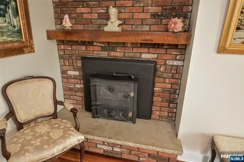 138 Madison Avenue Midland Park NJ 07432