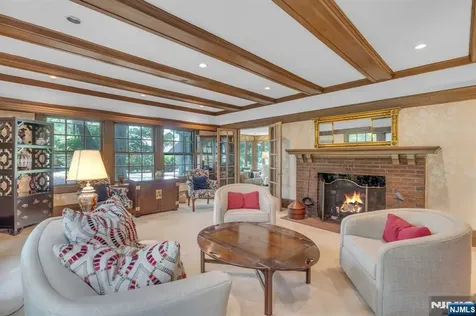 232 County Road Demarest NJ 07627
