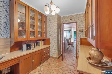 232 County Road Demarest NJ 07627