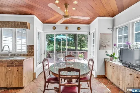 232 County Road Demarest NJ 07627