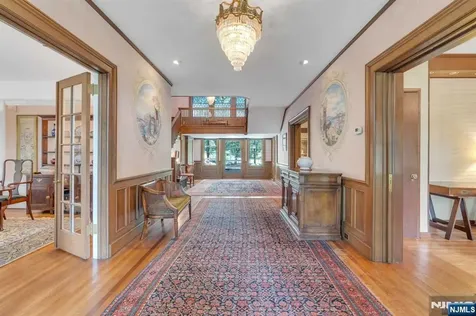 232 County Road Demarest NJ 07627