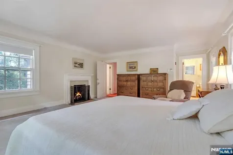 232 County Road Demarest NJ 07627