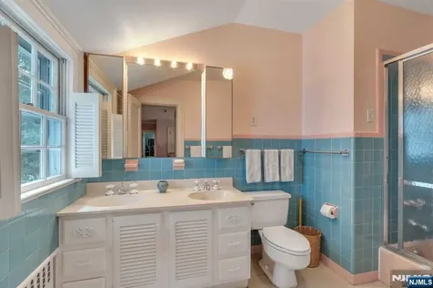 232 County Road Demarest NJ 07627