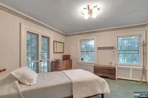 232 County Road Demarest NJ 07627