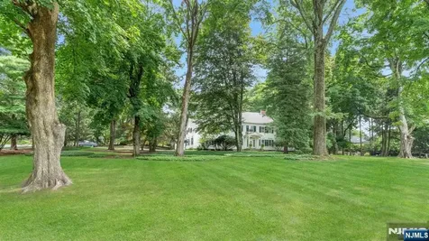 232 County Road Demarest NJ 07627