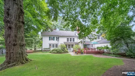 232 County Road Demarest NJ 07627