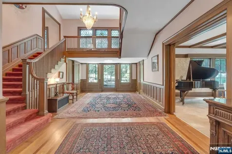 232 County Road Demarest NJ 07627