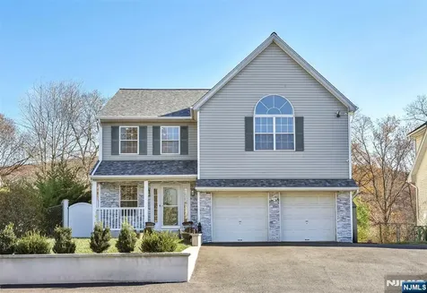 40 Lenape Road Ringwood NJ 07456