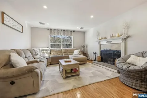 40 Lenape Road Ringwood NJ 07456