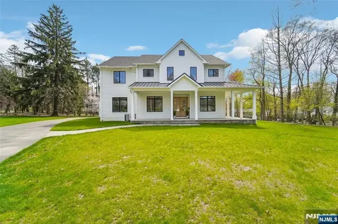 5 Albert Road Allendale NJ 07401