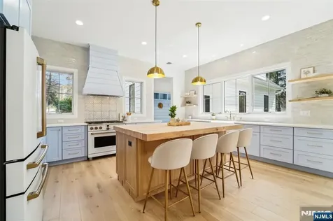 5 Albert Road Allendale NJ 07401