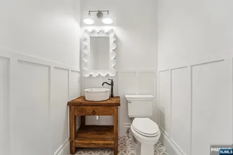 5 Albert Road Allendale NJ 07401