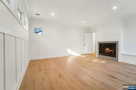 5 Albert Road Allendale NJ 07401