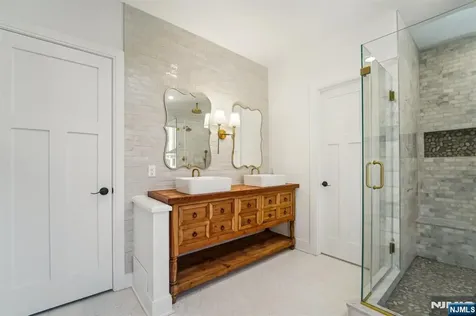5 Albert Road Allendale NJ 07401
