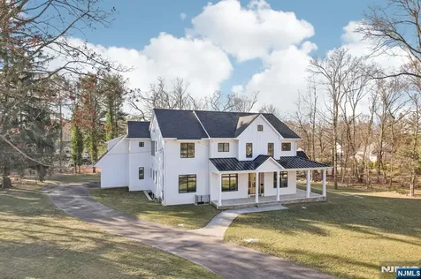 5 Albert Road Allendale NJ 07401