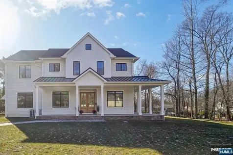 5 Albert Road Allendale NJ 07401