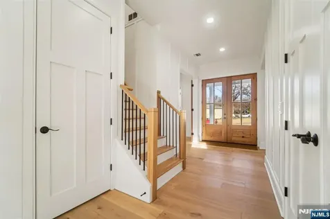 5 Albert Road Allendale NJ 07401