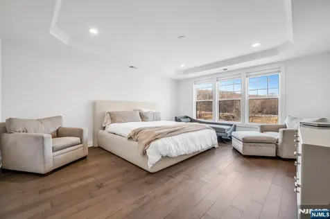 63 Cranberry Lane Montvale NJ 07645