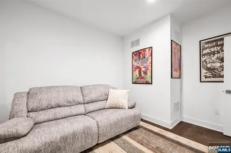 63 Cranberry Lane Montvale NJ 07645