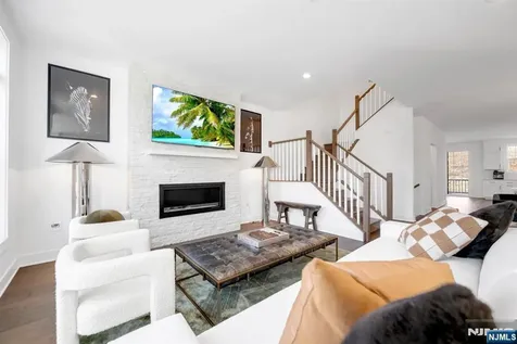 63 Cranberry Lane Montvale NJ 07645