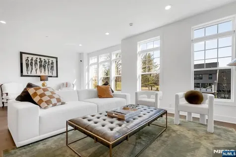 63 Cranberry Lane Montvale NJ 07645