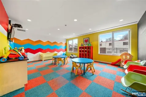 600 12th Street Palisades Park NJ 07650