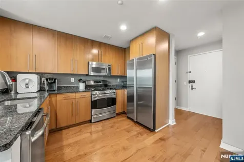 600 12th Street Palisades Park NJ 07650