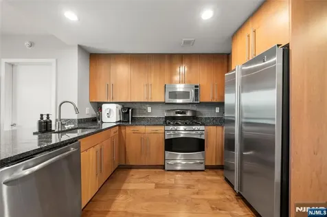 600 12th Street Palisades Park NJ 07650