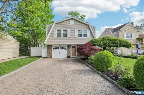 98 Druid Avenue Dumont NJ 07628