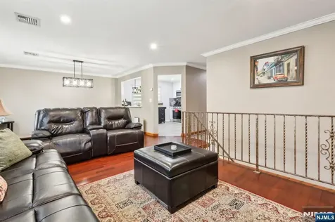 98 Druid Avenue Dumont NJ 07628
