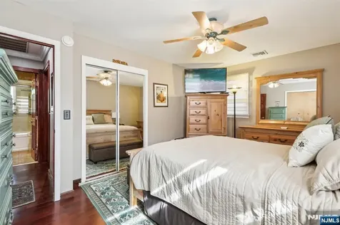 98 Druid Avenue Dumont NJ 07628