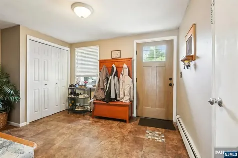 98 Druid Avenue Dumont NJ 07628