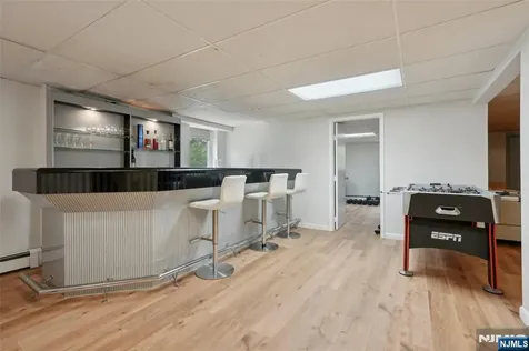 23 Plymouth Drive Upper Saddle River NJ 07458