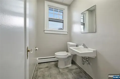 295 Montgomery Street Bloomfield NJ 07003