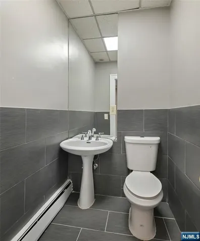 295 Montgomery Street Bloomfield NJ 07003