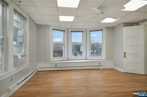 295 Montgomery Street Bloomfield NJ 07003