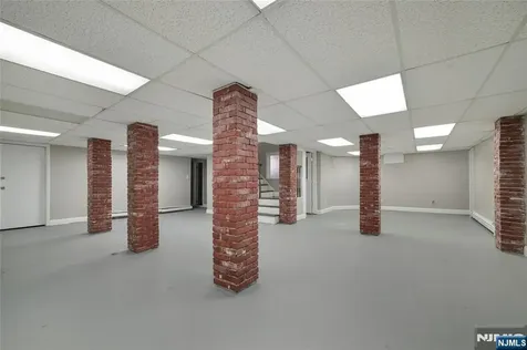 295 Montgomery Street Bloomfield NJ 07003
