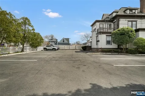 295 Montgomery Street Bloomfield NJ 07003