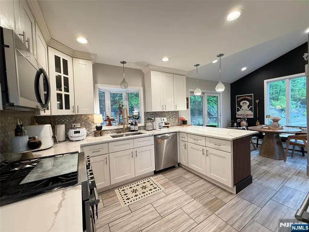 24 Morse Avenue Butler Borough NJ 07405