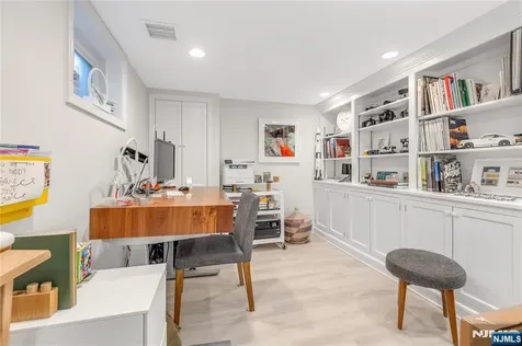 700 Ackerman Avenue Glen Rock NJ 07452