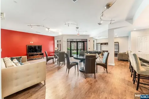 1129 Riverview Avenue Englewood NJ 07631