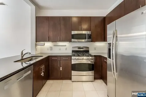 1129 Riverview Avenue Englewood NJ 07631