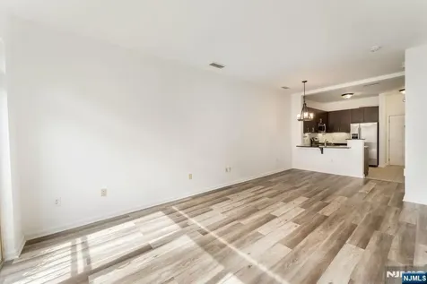 1129 Riverview Avenue Englewood NJ 07631