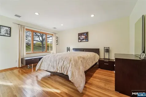 123 Somerville Road Ridgewood NJ 07450