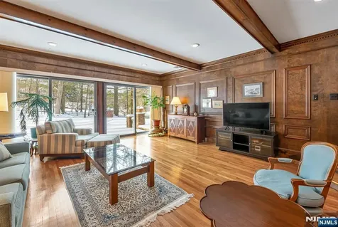 298 Freemans Lane Franklin Lakes NJ 07417