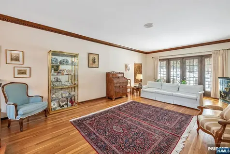 298 Freemans Lane Franklin Lakes NJ 07417
