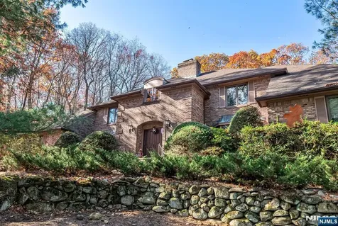 298 Freemans Lane Franklin Lakes NJ 07417