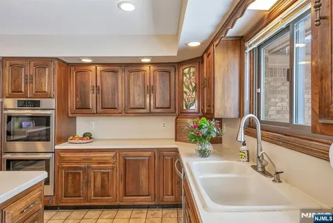 298 Freemans Lane Franklin Lakes NJ 07417