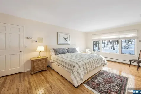 298 Freemans Lane Franklin Lakes NJ 07417