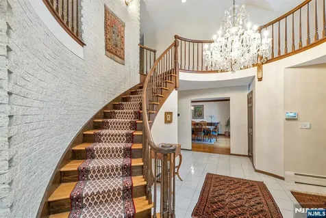 298 Freemans Lane Franklin Lakes NJ 07417